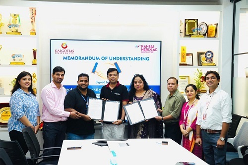 https://www.mangaloremirror.com/wp-content/uploads/2024/09/galgotias-university-signs-mou-with-kansai-nerolac-paints-ltd-to-enhance-student-industry-exposure-and-career-opportunities.jpg