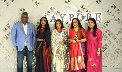 https://www.mangaloremirror.com/wp-content/uploads/2024/09/jaypore-and-krishna-mehta-collaborate-for-an-exquisite-showcase-of-tradition-and-craftsmanship-at-phoenix-palladium-mumbai.jpg